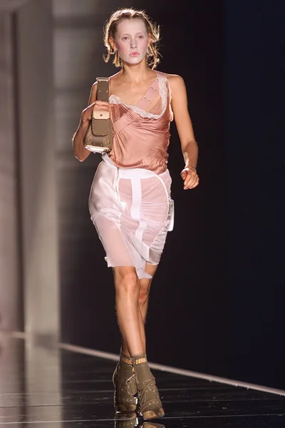 Look 1